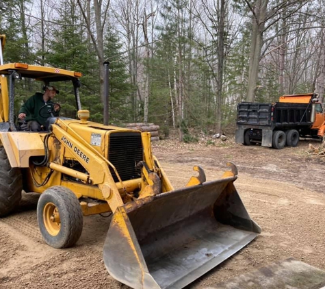 Jaggi Excavating & Welding - Levering, MI