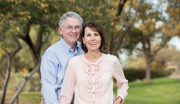 CMQ Photos LLC - Phoenix, AZ. Outdoor couple portraits