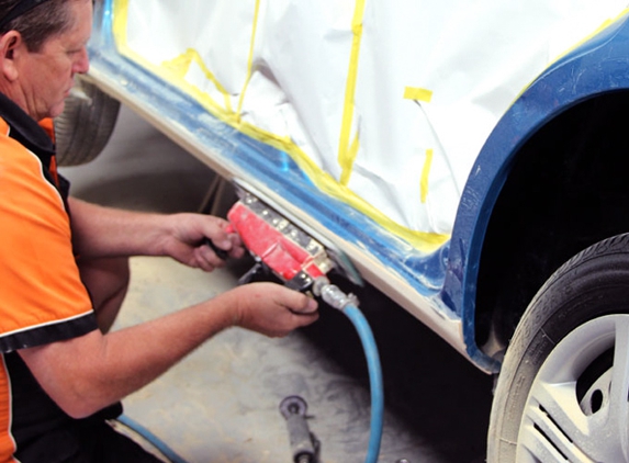 Terry Austin's Crash Repairs - Toowoomba City, QLD