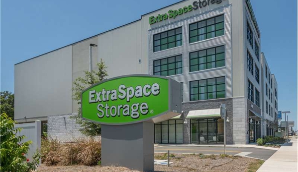 Extra Space Storage - Tampa, FL