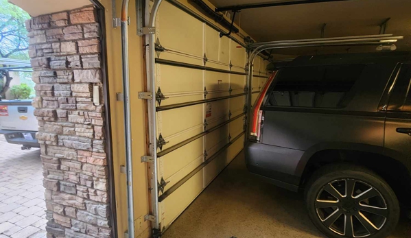 Arizona Garage Door Repair Guru - Scottsdale, AZ. Bottom rubber garage door replacement in Scottsdale az1