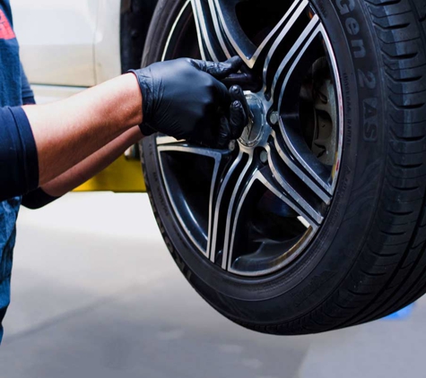Hamilton Auto And Tyre Services - Eagle Farm, QLD