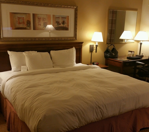 Country Inns & Suites - San Diego, CA