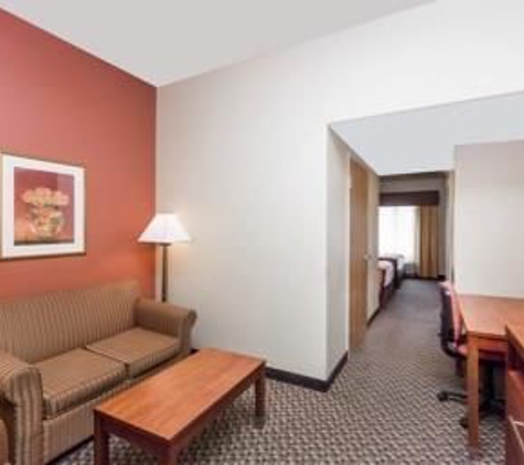 Hawthorn Suites By Wyndham - Alameda, CA