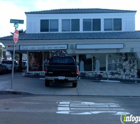 Turquoise Street Coin Laundry - San Diego, CA