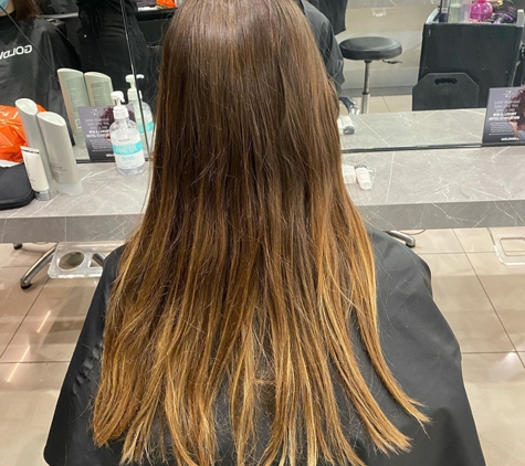 Zorba Hair Fashions - Carindale, QLD