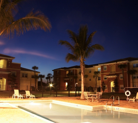 Beachside Apartments - Satellite Beach, FL