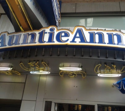 Auntie Anne's Soft Pretzels - New York, NY