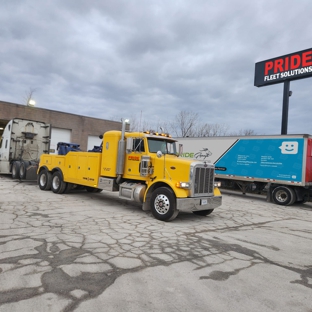 TPine Leasing Capital Corporation Springfield - Springfield, MO. truck on lease