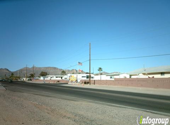 Happy Days Travel Trailer Park - Apache Junction, AZ