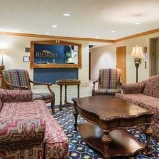 Baymont Inn & Suites - Washington, IN