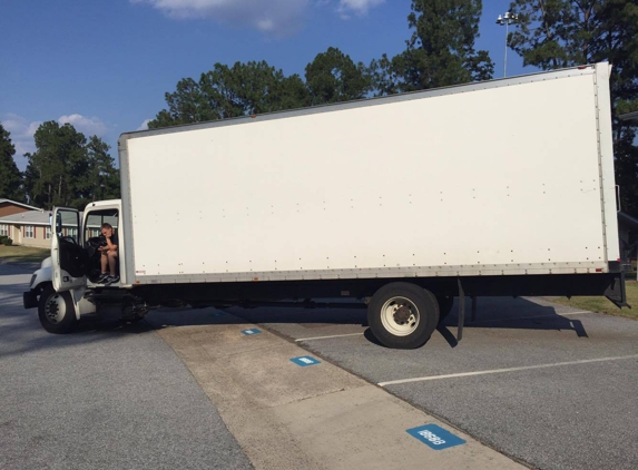 First National Moving and Storage - Cincinnati, OH. Unmarked truck and no uniforms.