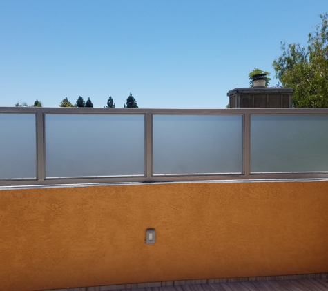 Valdovinos Iron Work - San Jose, CA. Glass Deck Railing