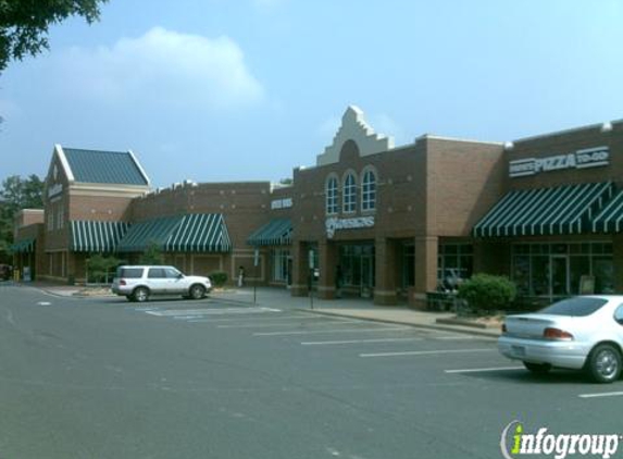 Lovely Nail & Tan - Matthews, NC