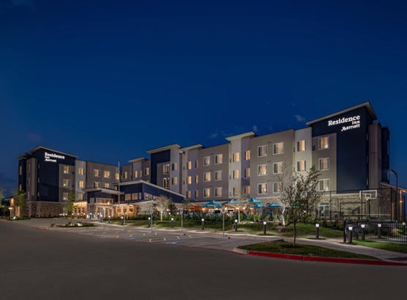 Residence Inn Dallas at The Canyon - Dallas, TX