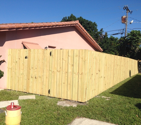 E & Sons Fencing Company - Fort Lauderdale, FL