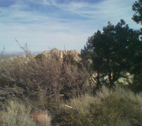 Devil's Punchbowl Natural Area and Nature Center - Pearblossom, CA