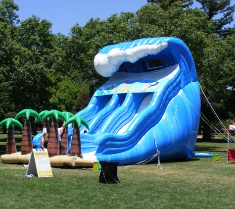 A2Z Bounce - Sterling Heights, MI. Water Slide inflatable.