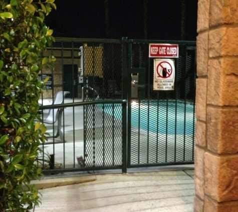 Hampton Inn & Suites Agoura Hills - Agoura Hills, CA