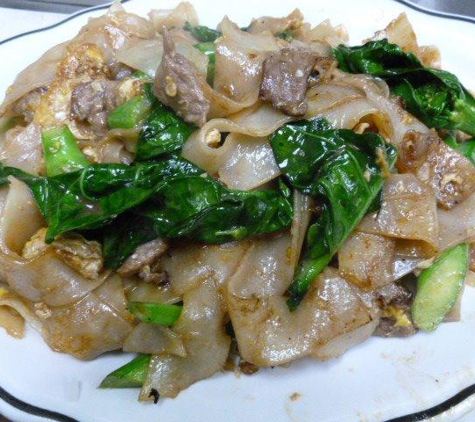 Renu Nakorn Restaurant - Norwalk, CA