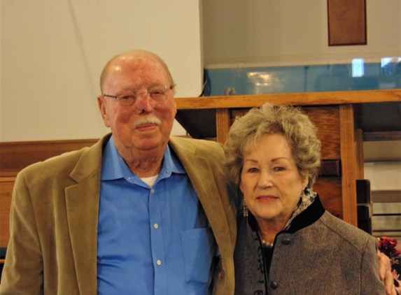 Whispering Meadows Baptist Church - Dayton, TX. Pastor Earnie Lenard and wife Marci