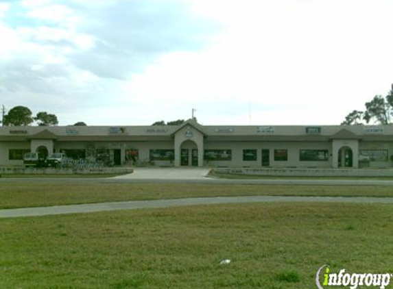 A American Self Storage - North Port, FL