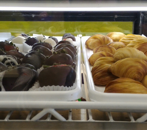 Gaetano's Bakery - Holliston, MA