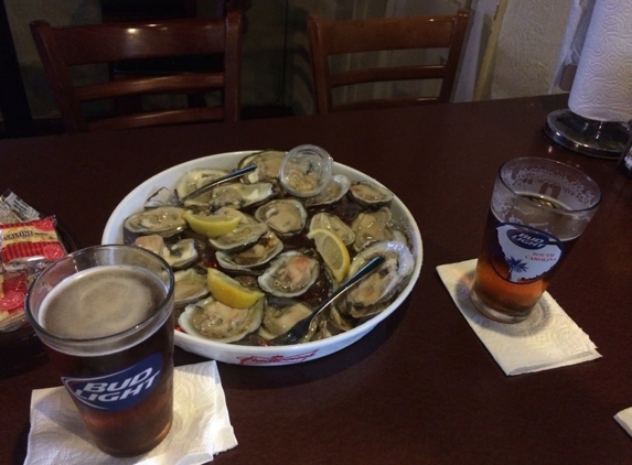 Shuckers Raw Bar - Myrtle Beach, SC