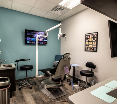 Collins St Dental - Arlington, TX