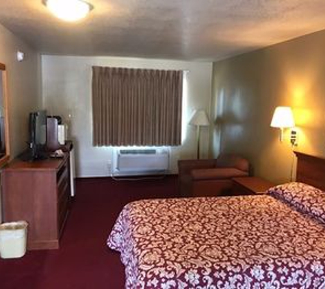 Vino Inn & Suites - Atascadero, CA