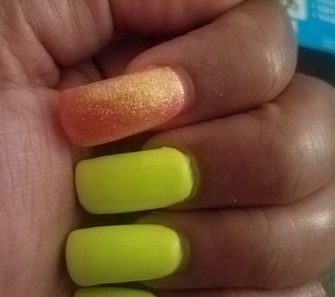 Expert Nail & Tanning - Charlotte, NC