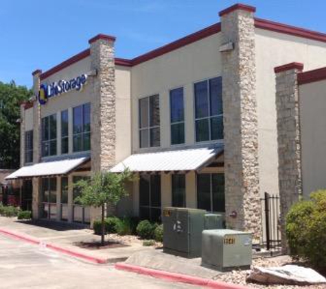 Life Storage - College Station - College Station, TX