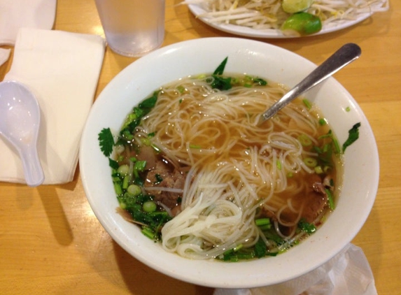 Pho Hong Anh Restaurant - Silver Spring, MD