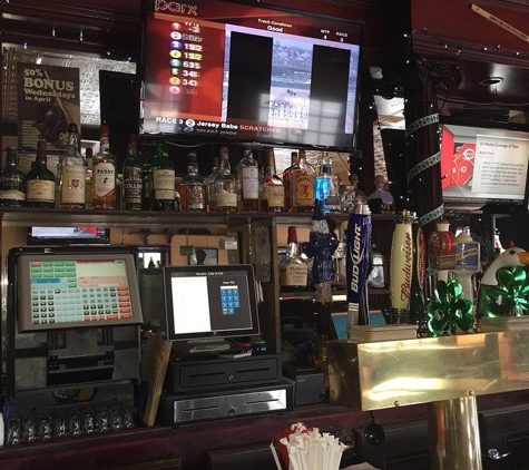 Murphy's Bar & Grill - Mineola, NY