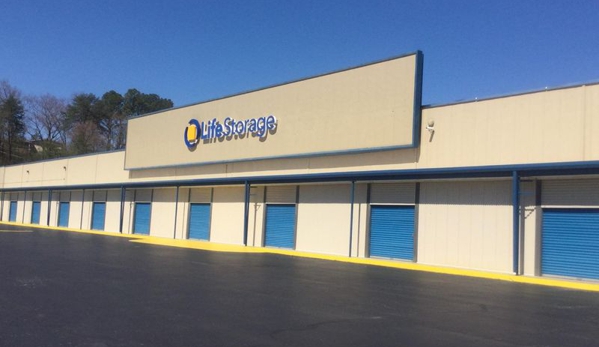 Life Storage - Chattanooga, TN