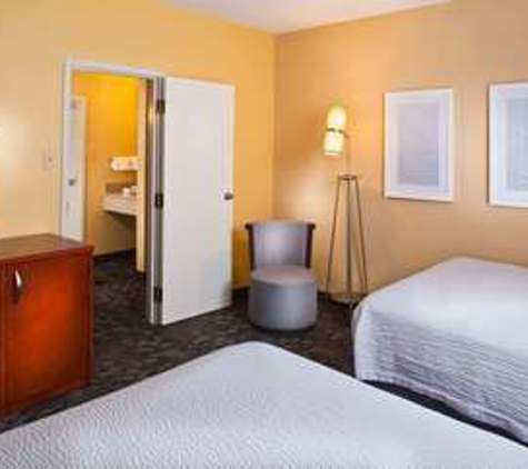 Courtyard by Marriott - Memphis, TN