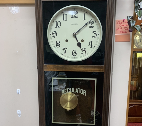 Guerino's Clock Repair - Frankfort, NY