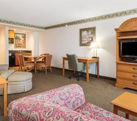 Wingate by Wyndham Indianapolis Airport Plainfield - Plainfield, IN