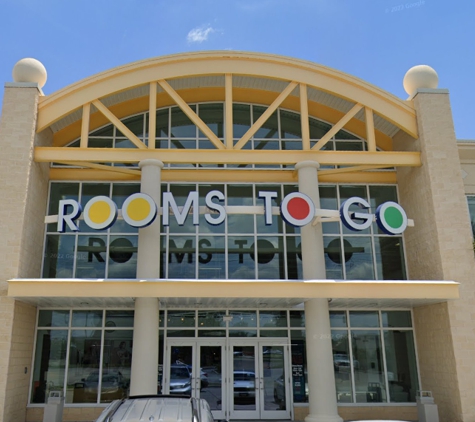 Rooms To Go - Gulfport, MS