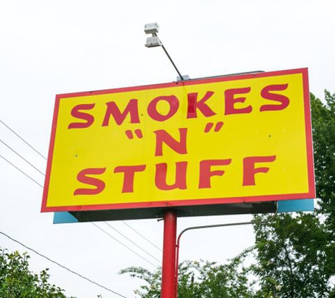 Smokes N Stuff - Charlotte, NC