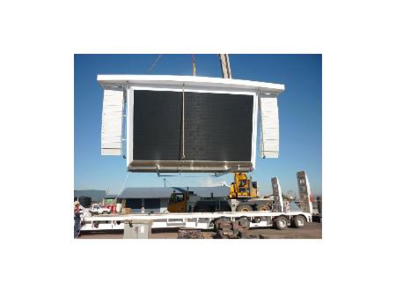 Universal Cranes (NTH QLD) Pty Ltd - Garbutt, QLD