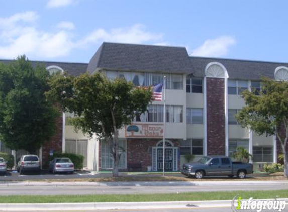 Manor Oaks-A Marrinson Senior Care Residence - Fort Lauderdale, FL
