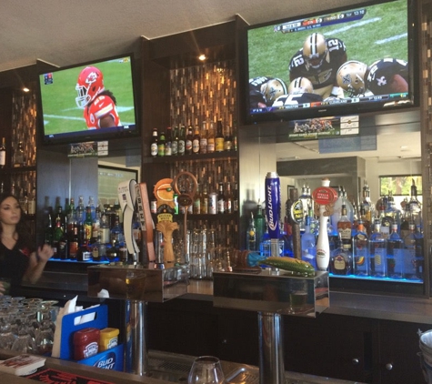 Mad Moe's Sports Pub & Grill - Osprey, FL