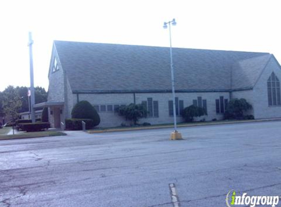 Trinity Luthern Church - Des Plaines, IL