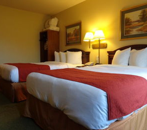 Country Inns & Suites - Grand Rapids, MN