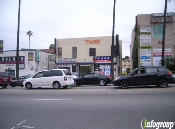 Wilshire Korean Dress Shop - Los Angeles, CA