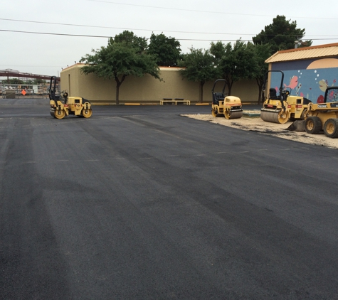 Asphalt paving and seal coating - magnolia, TX