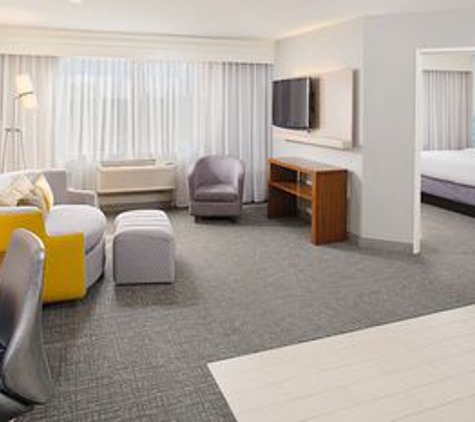 Courtyard by Marriott - Sacramento, CA