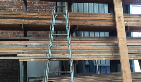 Geelong Restorers Barn - Breakwater, VIC