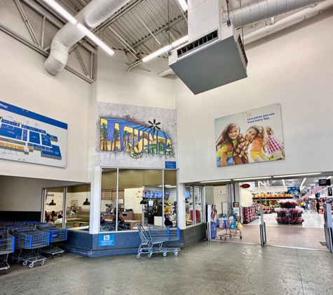 Walmart Supercenter - La Quinta, CA